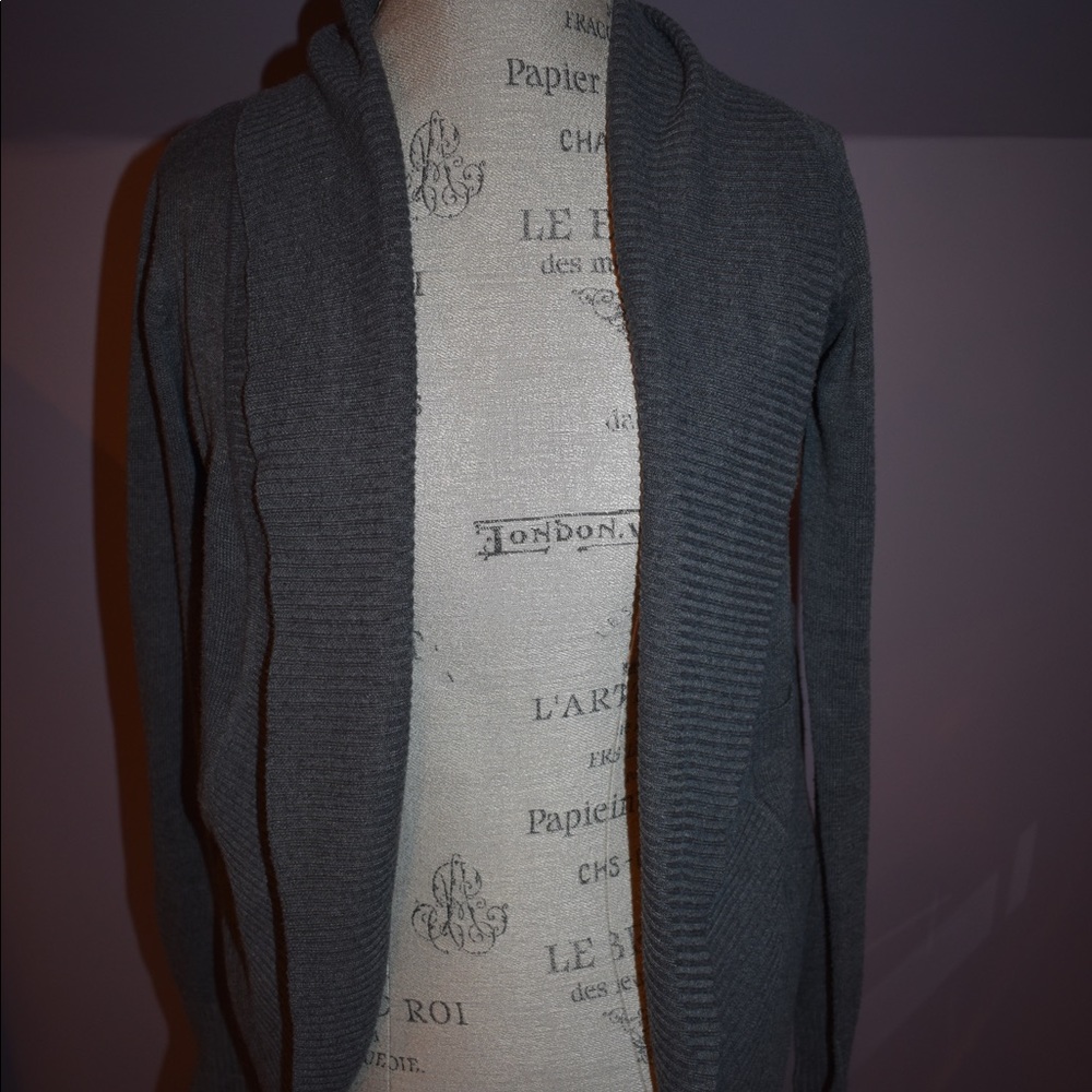 Cardigan - Picture 2 of 3